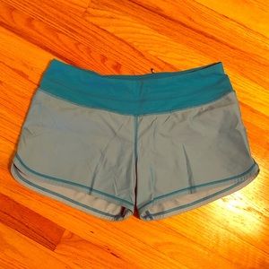 EUC Lululemon Groovy Run Shorts